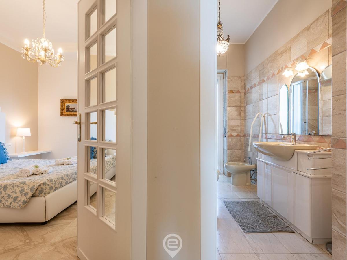 Cityscape Vista Apartment Cagliari Kültér fotó